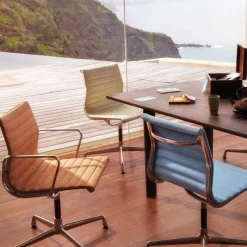 Online Aluminium Chair EA 103 Eetkamerstoelen