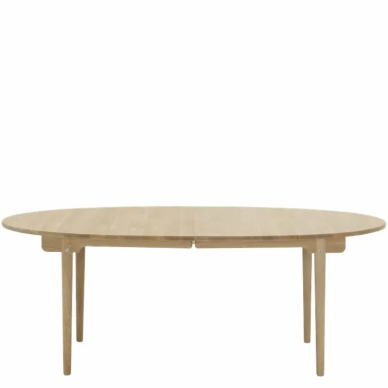 CH338 Eettafel Eettafels