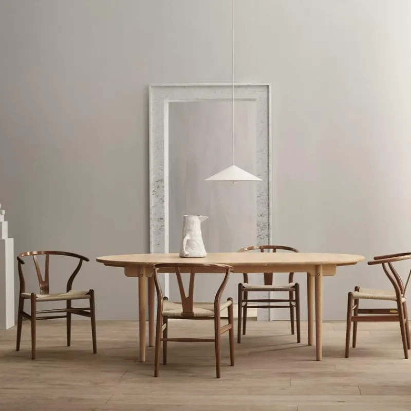 CH338 Eettafel Eettafels