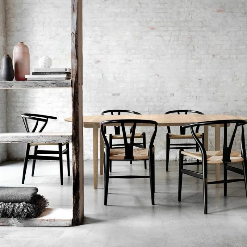 CH338 Eettafel Eettafels