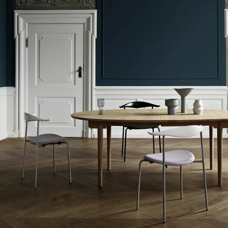 CH338 Eettafel Eettafels