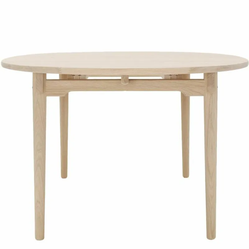 CH338 Eettafel Eettafels
