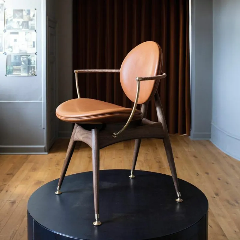Circle Armstoel Eetkamerstoelen