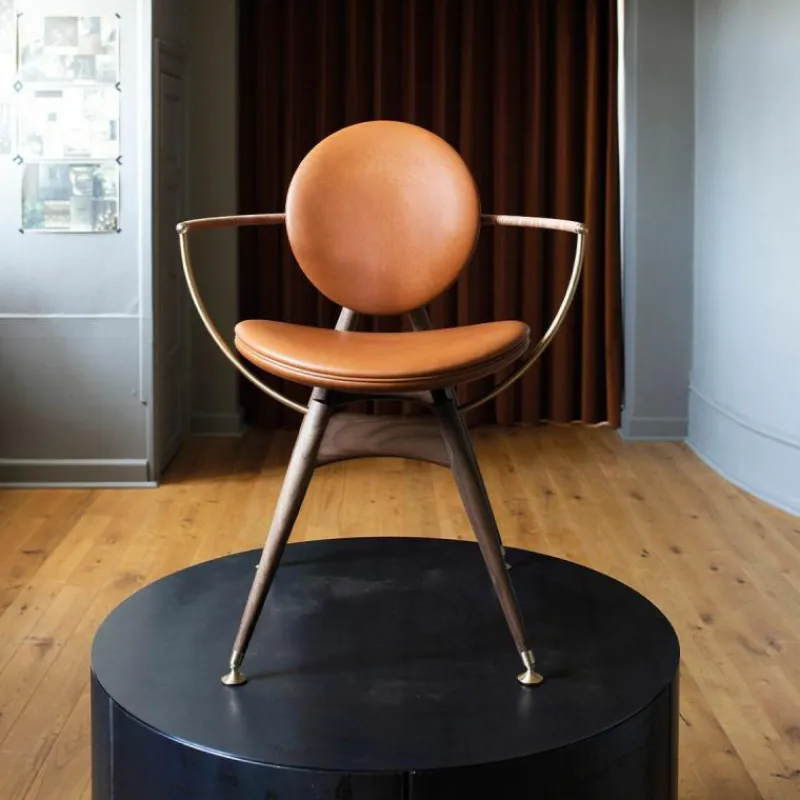Circle Armstoel Eetkamerstoelen