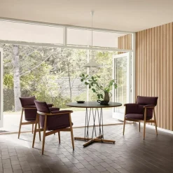 Clearance E005 Embrace Chair Eetkamerstoelen
