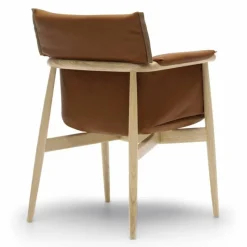 Clearance E005 Embrace Chair Eetkamerstoelen