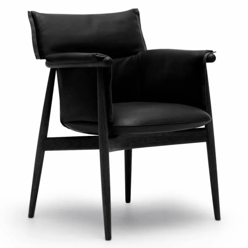 Clearance E005 Embrace Chair Eetkamerstoelen