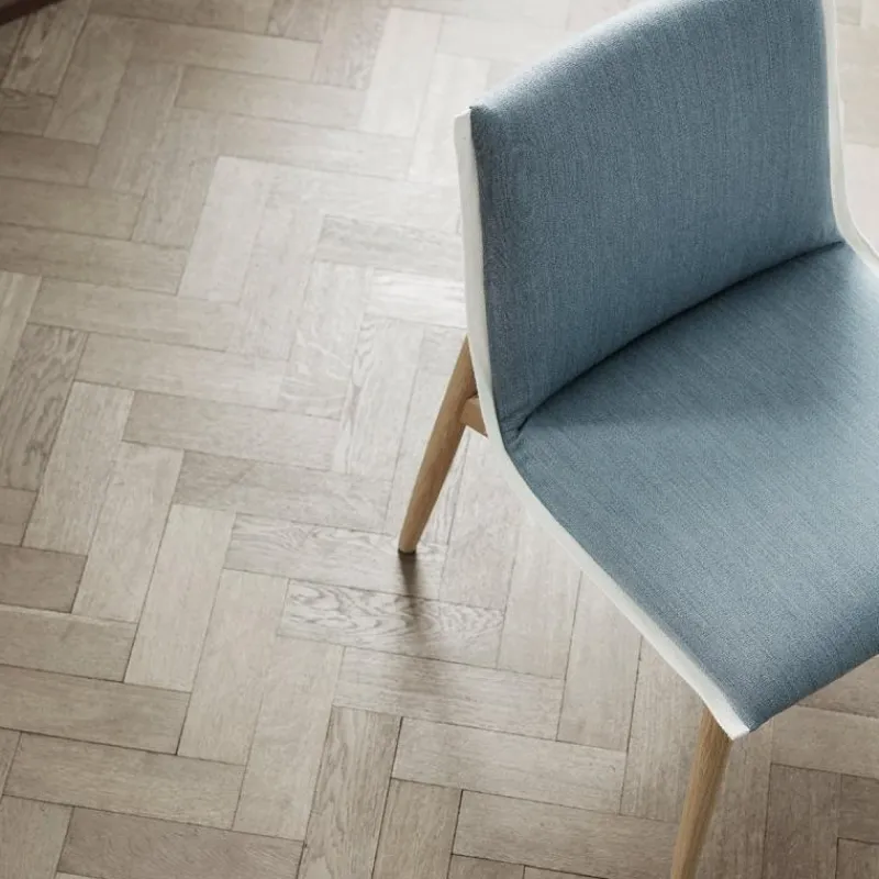 Sale E004 Embrace Stoel Eetkamerstoelen