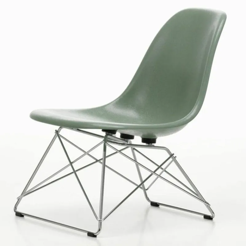 Eames Fiberglass Chair LSR Loungestoelen|Eetkamerstoelen
