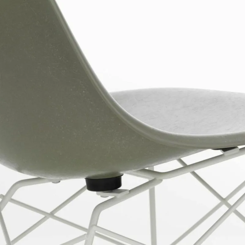 Eames Fiberglass Chair LSR Loungestoelen|Eetkamerstoelen