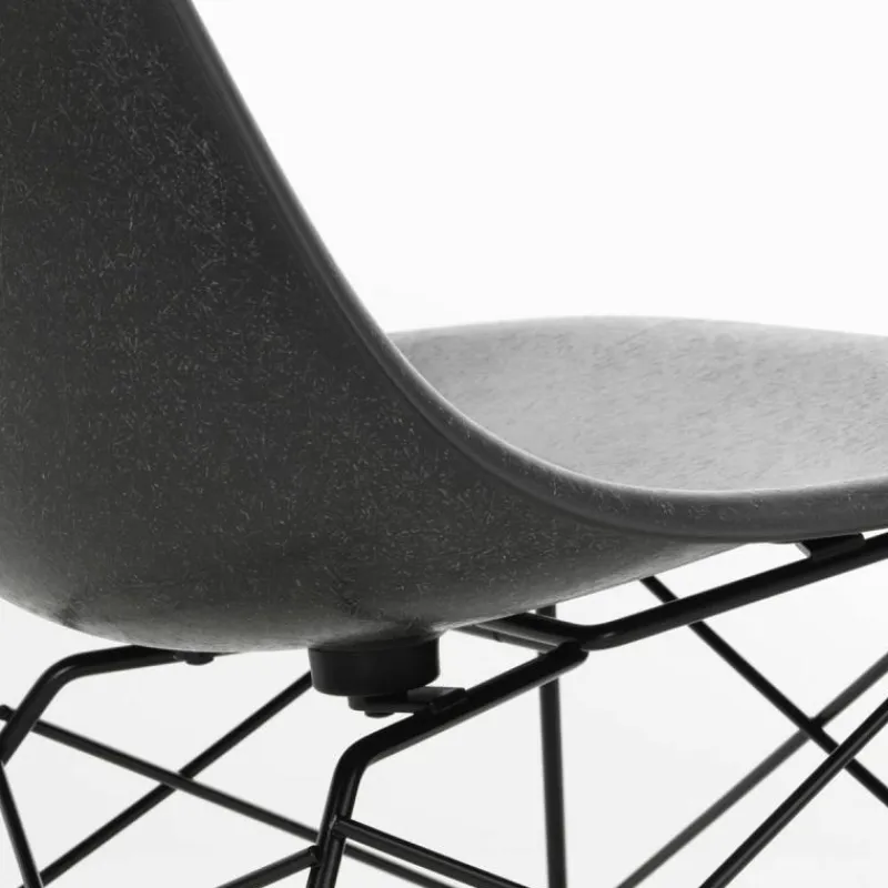 Eames Fiberglass Chair LSR Loungestoelen|Eetkamerstoelen