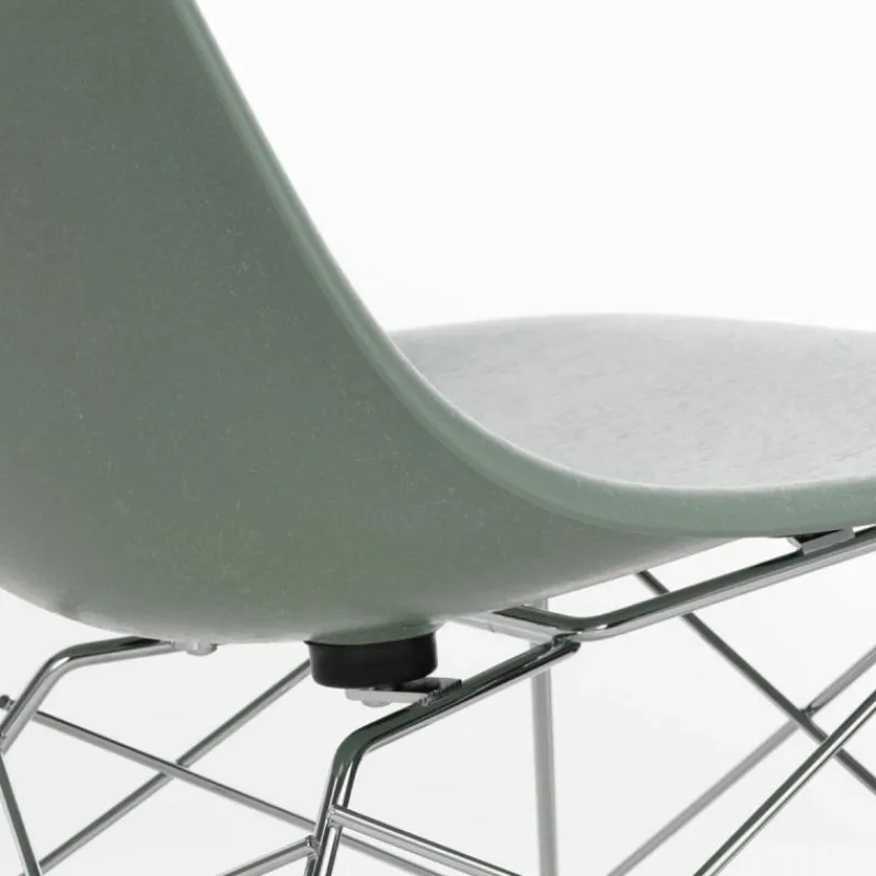 Eames Fiberglass Chair LSR Loungestoelen|Eetkamerstoelen