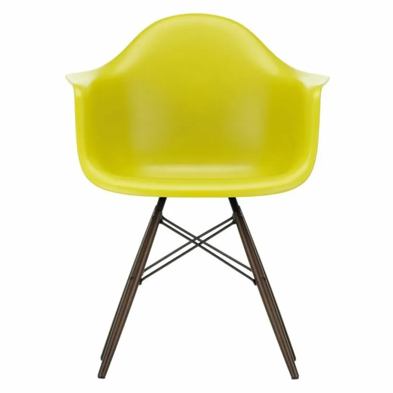 Eames Plastic Chair DAW Esdoorn Donker Eetkamerstoelen
