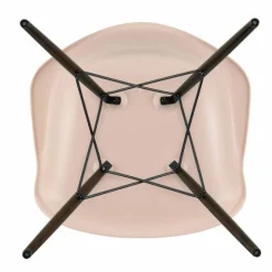 Eames Plastic Chair DAW Esdoorn Donker Eetkamerstoelen