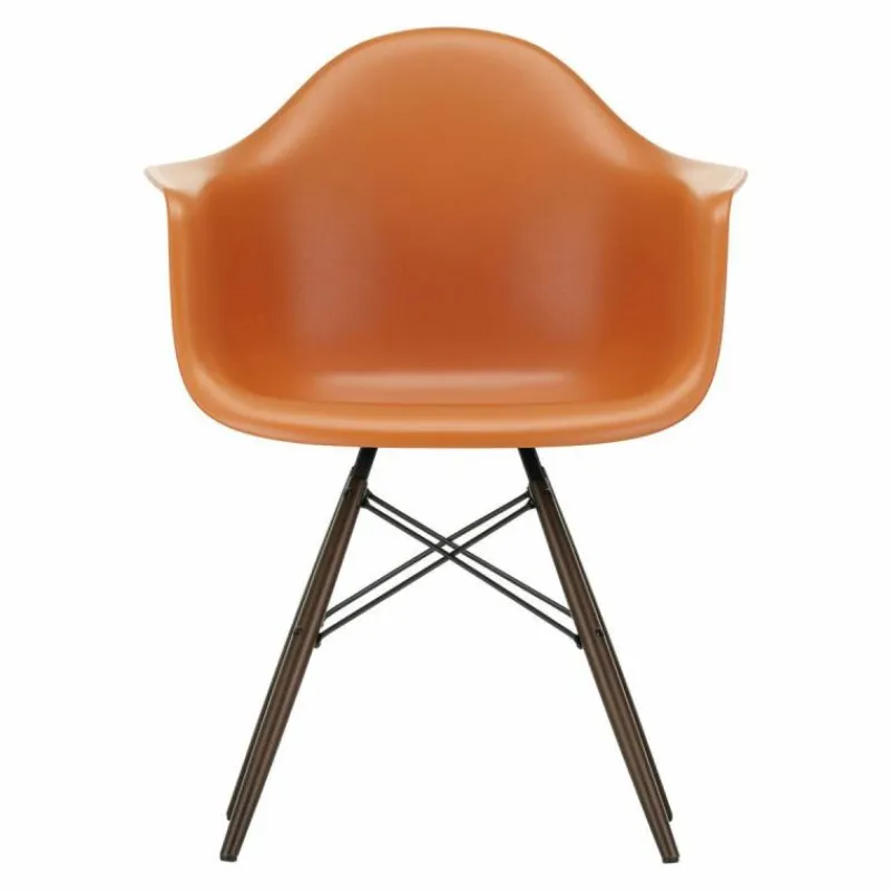 Eames Plastic Chair DAW Esdoorn Donker Eetkamerstoelen