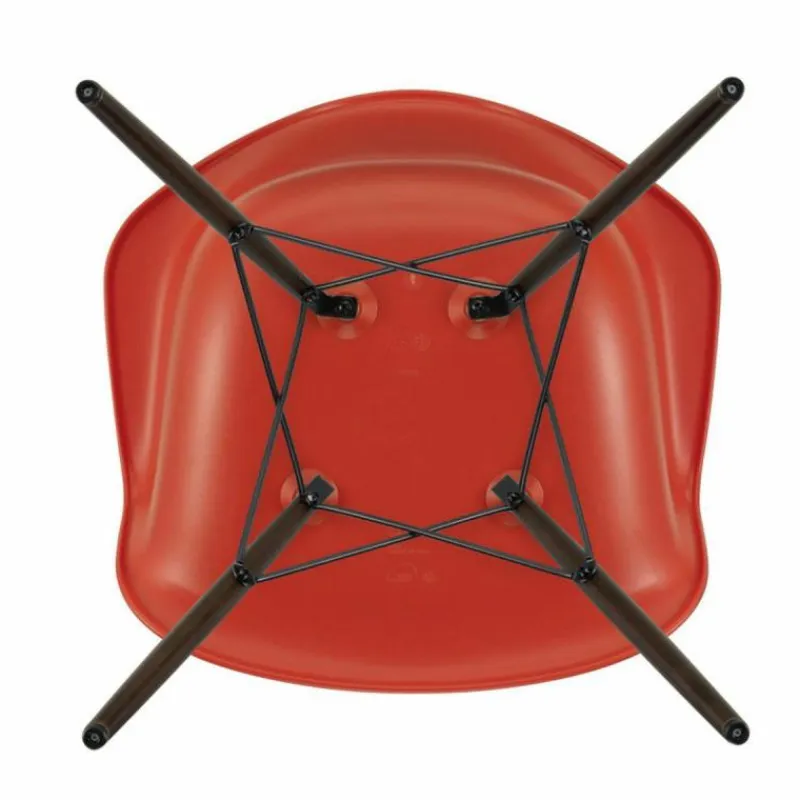 Eames Plastic Chair DAW Esdoorn Donker Eetkamerstoelen