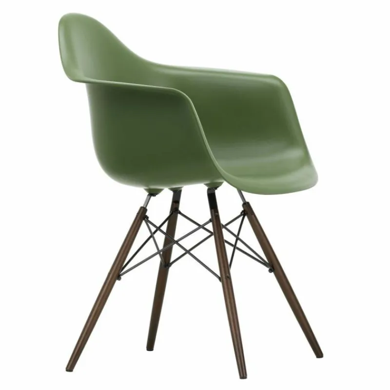 Eames Plastic Chair DAW Esdoorn Donker Eetkamerstoelen