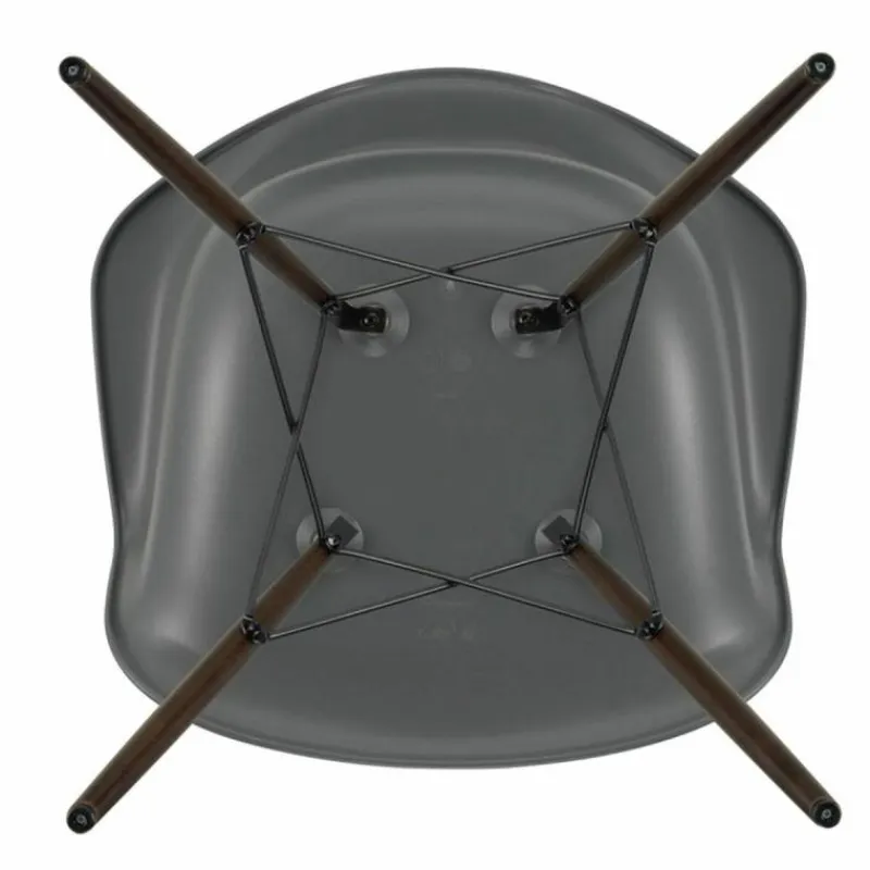 Eames Plastic Chair DAW Esdoorn Donker Eetkamerstoelen