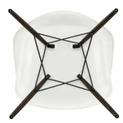 Eames Plastic Chair DAW Esdoorn Donker Eetkamerstoelen