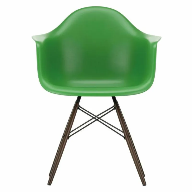 Eames Plastic Chair DAW Esdoorn Donker Eetkamerstoelen