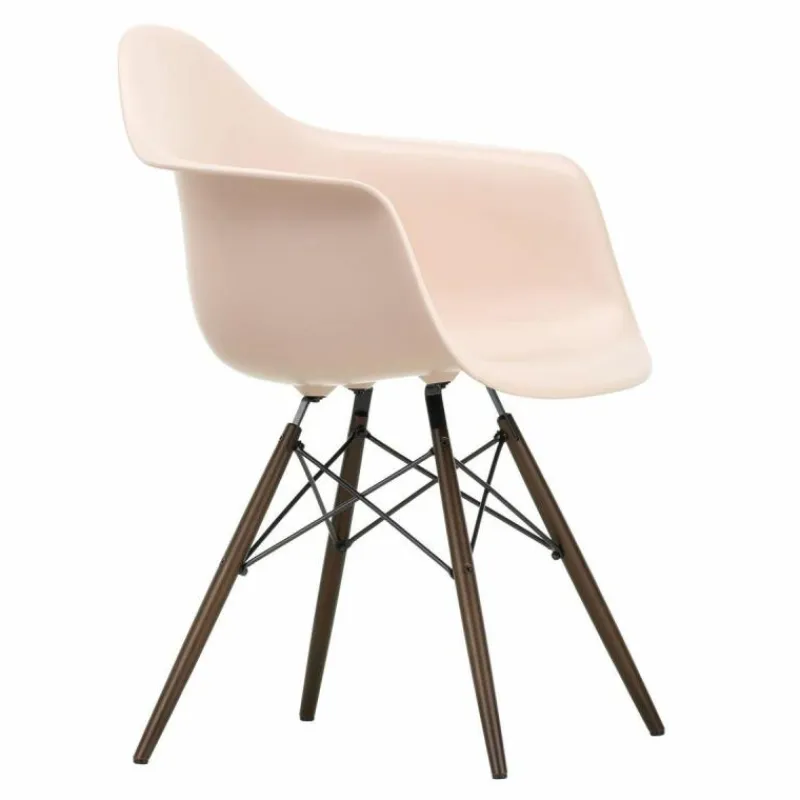 Eames Plastic Chair DAW Esdoorn Donker Eetkamerstoelen