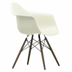Eames Plastic Chair DAW Esdoorn Donker Eetkamerstoelen