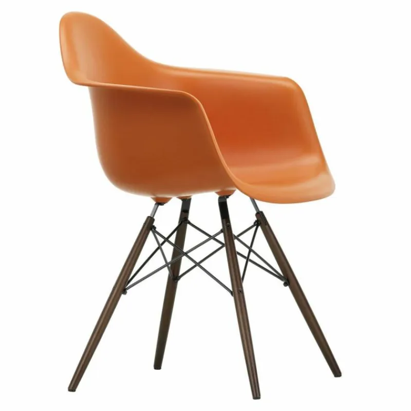 Eames Plastic Chair DAW Esdoorn Donker Eetkamerstoelen