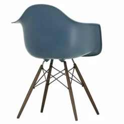 Eames Plastic Chair DAW Esdoorn Donker Eetkamerstoelen