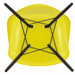 Eames Plastic Chair DAW Esdoorn Donker Eetkamerstoelen