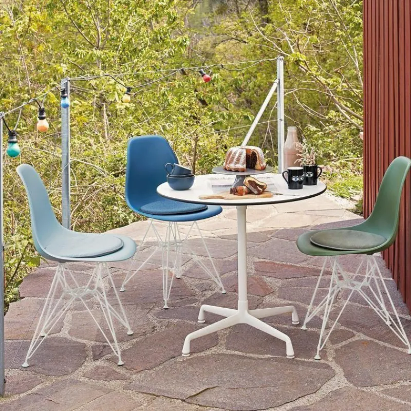 Hot Eames Plastic Chair DSR Wit Eetkamerstoelen