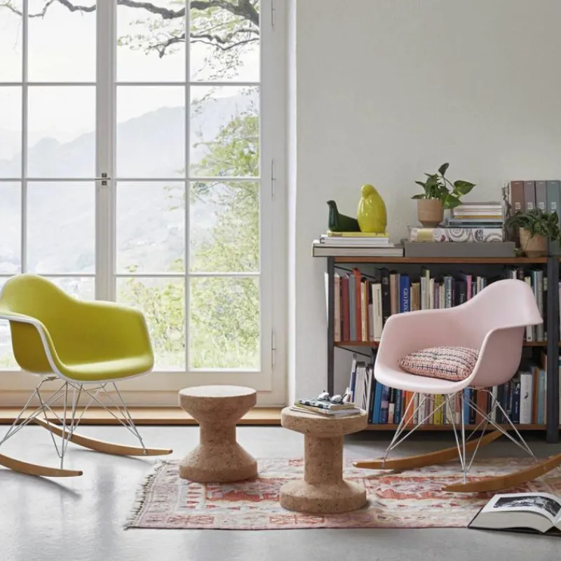 Eames Plastic Chair RAR Schommelstoel Schommelstoelen