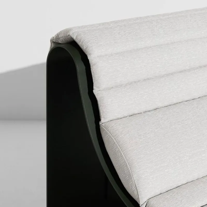 New Eclipse Lounge Chair Loungestoelen|Fauteuils