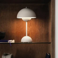 Flowerpot VP9 Draagbare Lamp Tafellampen