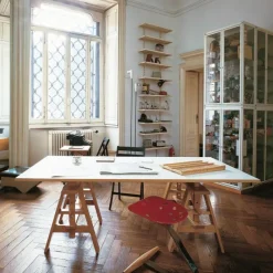 Leonardo Tafel Bureaus