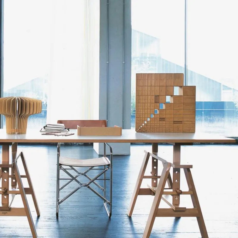 Leonardo Tafel Bureaus