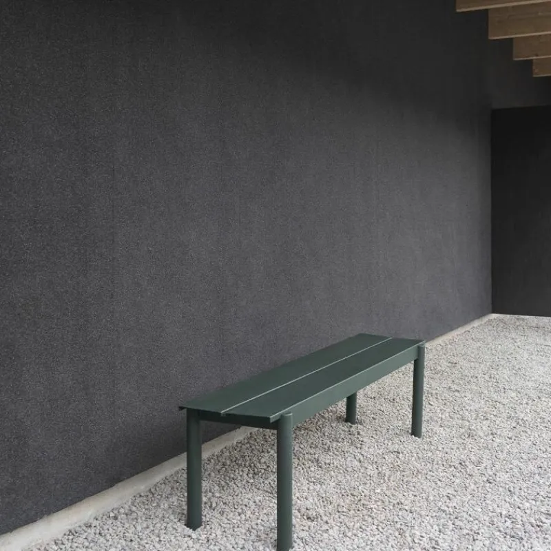 Outlet Linear Steel Bench Tuinbanken