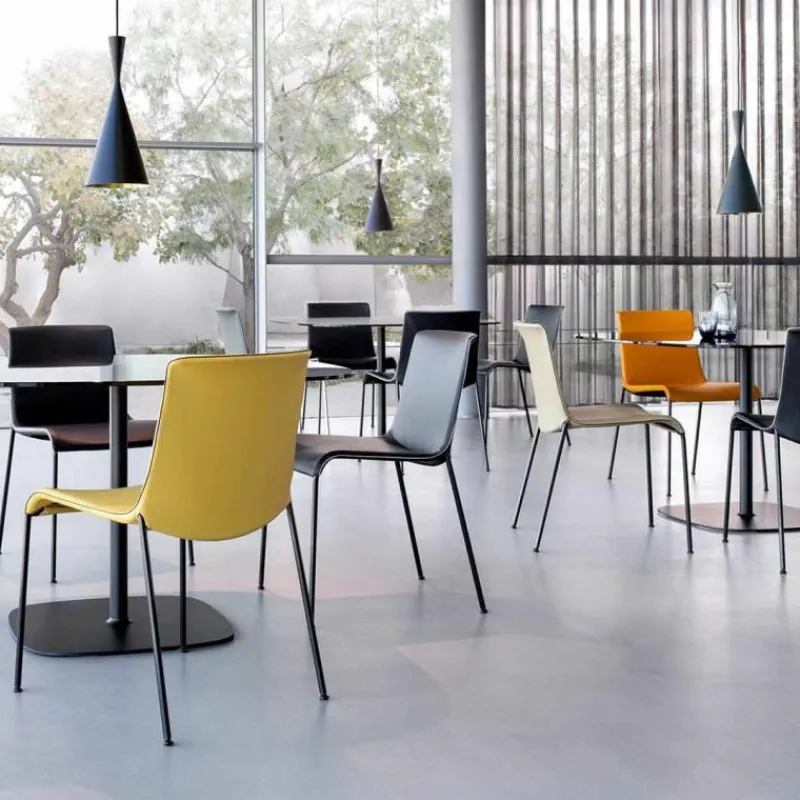 New Liz Stoel Eetkamerstoelen