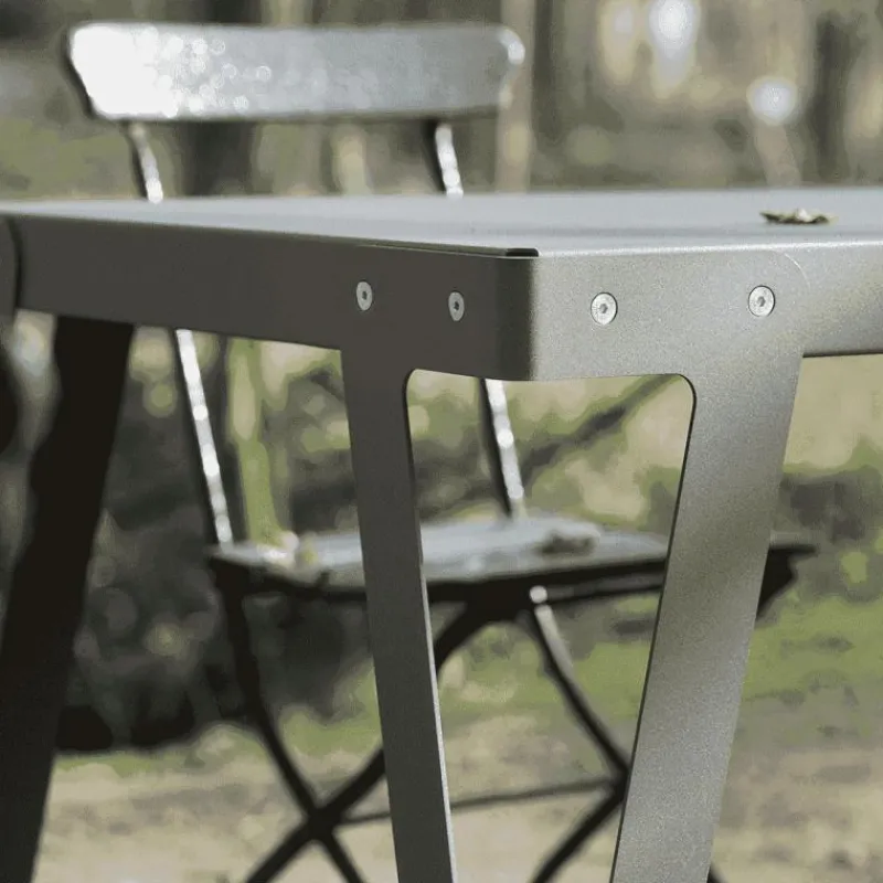 Outlet Lloyd Eettafel Outdoor Tuintafels