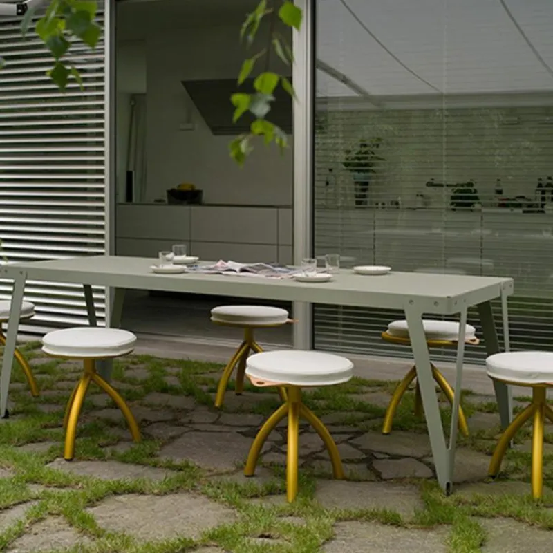 Outlet Lloyd Eettafel Outdoor Tuintafels