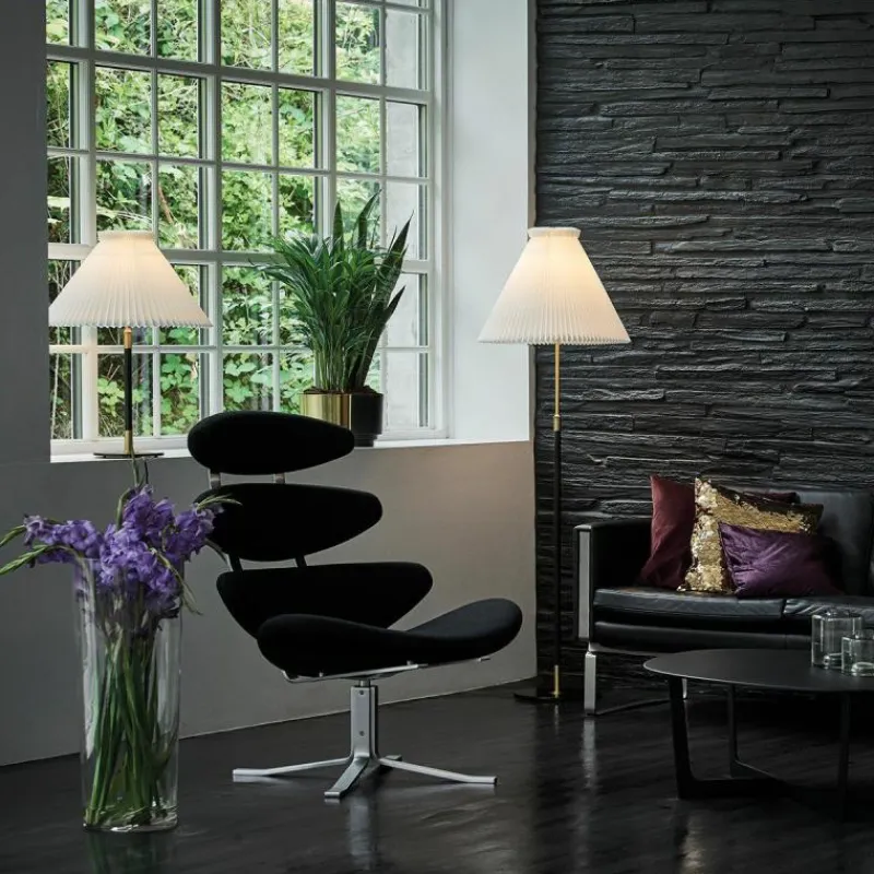 Masterpieces Model 352 Tafellamp Tafellampen