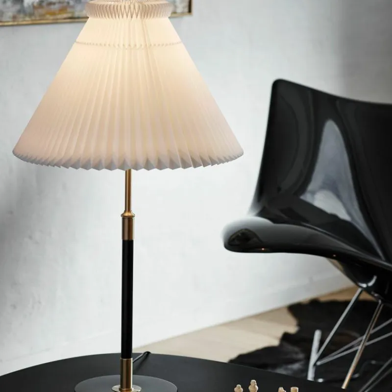 Masterpieces Model 352 Tafellamp Tafellampen