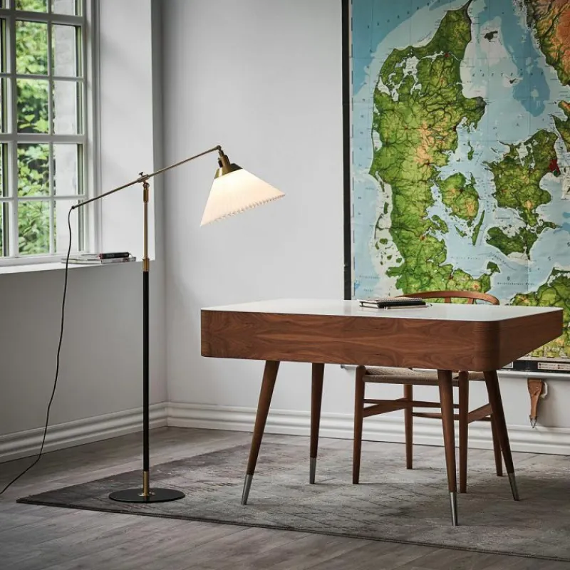 New Masterpieces Model 349 Vloerlamp Vloerlampen