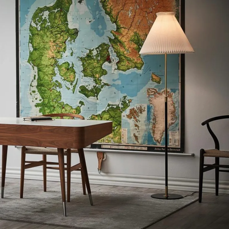 Hot Masterpieces Model 351 Vloerlamp Vloerlampen
