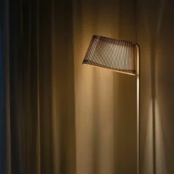 New Owalo 7010 Vloerlamp Vloerlampen