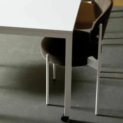 Discount Panton Move Eettafel Eettafels