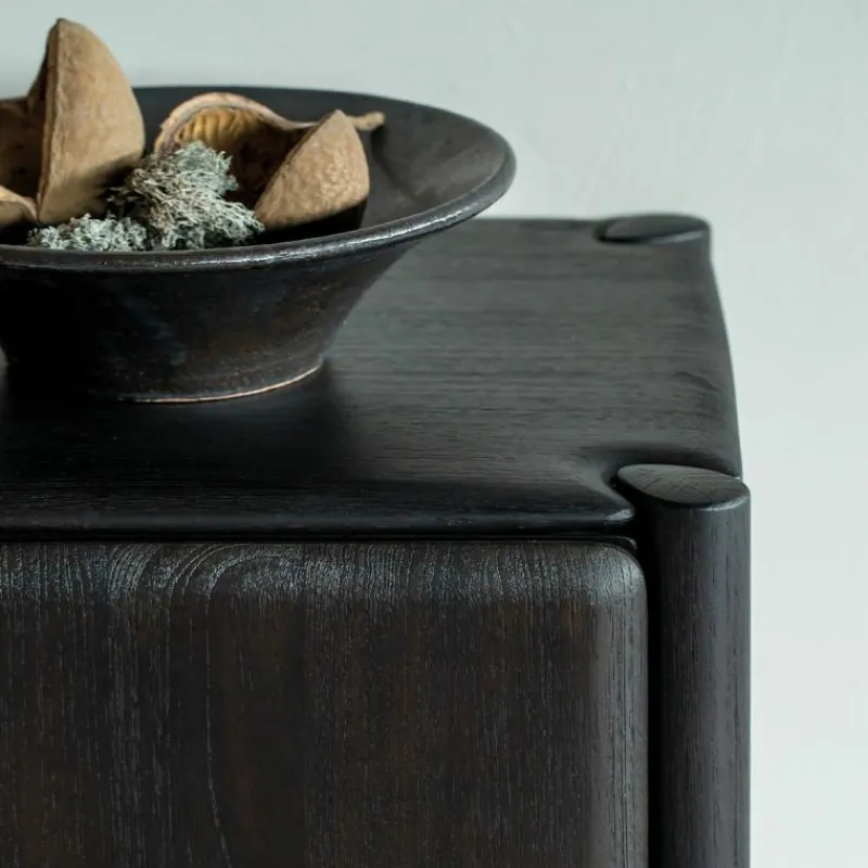 New PI Dressoir Dressoirs