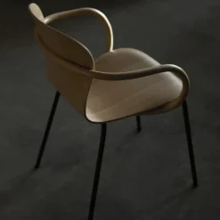 New S 220 F Stoel Met Armleuning Eetkamerstoelen