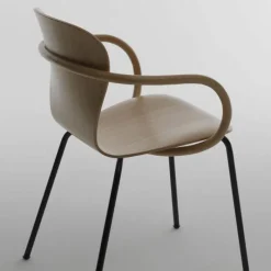 New S 220 F Stoel Met Armleuning Eetkamerstoelen