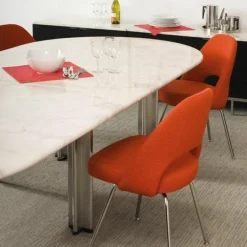 Online Saarinen Conference Chair Eetkamerstoelen