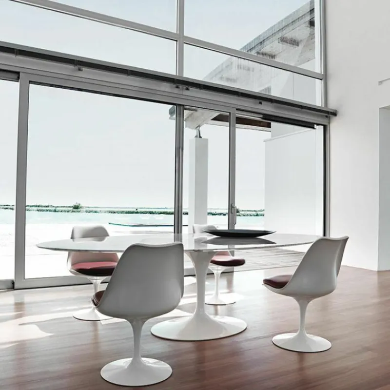 Outlet Saarinen Tulip Chair Eetkamerstoelen